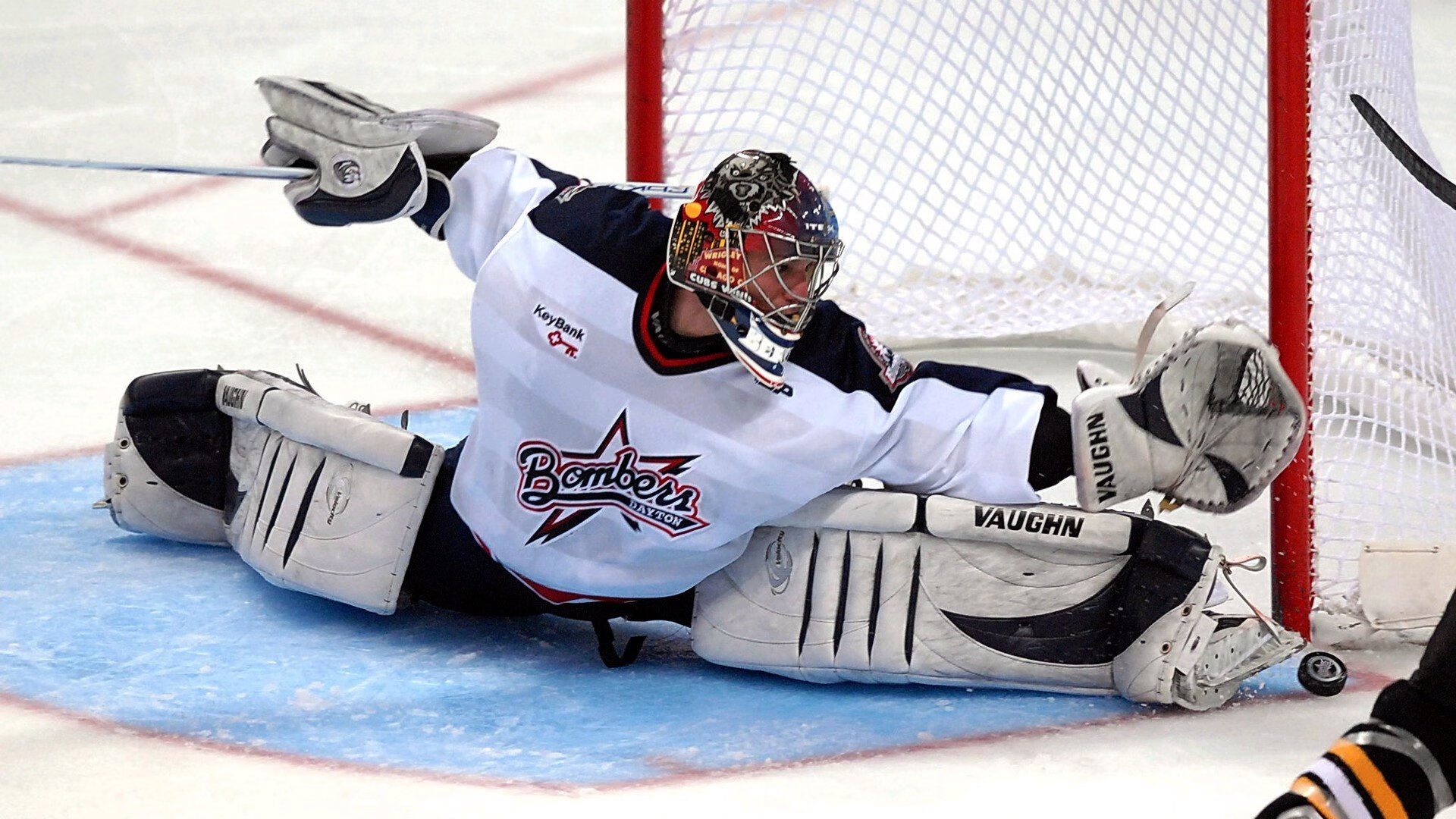 电竞赛事运营中的观众互动创新案例，电竞赛事运营中的观众互动创新案例分析