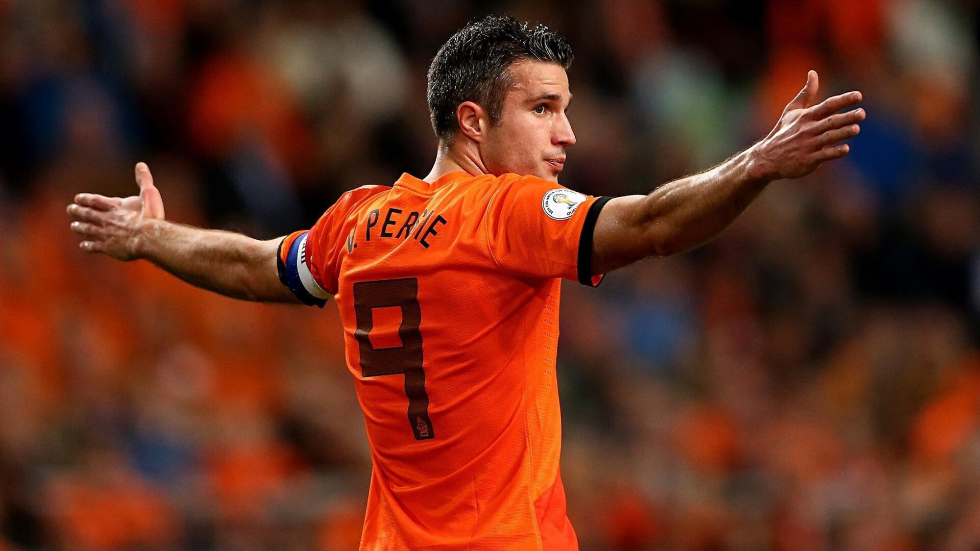 传奇巨星的“幕后故事”:他们的成长密码到底是什么?,传奇的成长奖杯